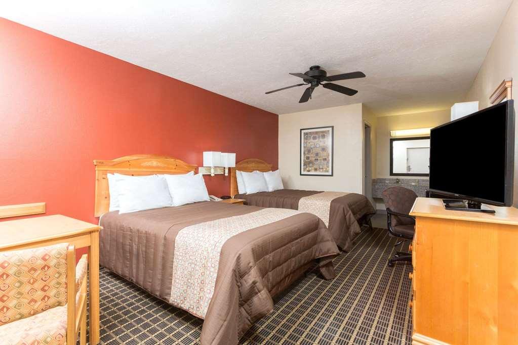 Days Inn By Wyndham Forest Rum bild